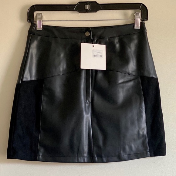 SEEK THE LABEL FAUX LEATHER & SUEDE MINI SKIRT - Picture 4 of 7